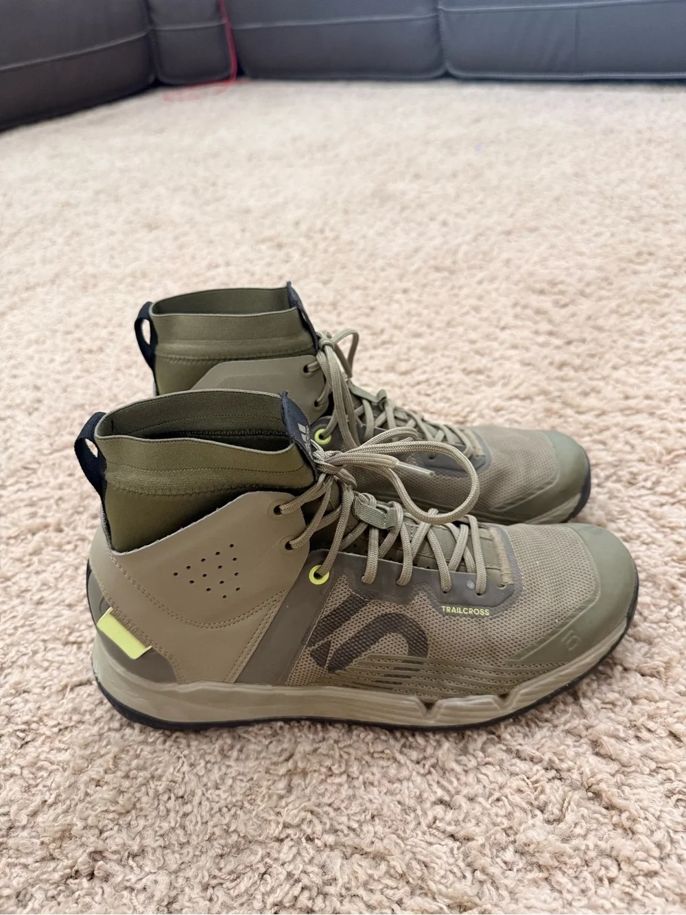 Adidas trail cross high tops